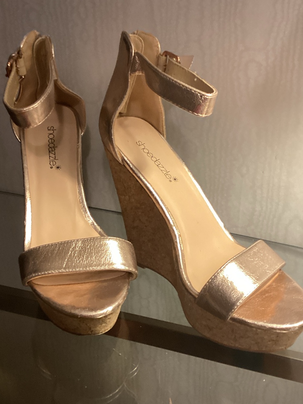 Shoe Dazzle Metallic Rose Gold Cork Wedge Sandals. Sz. 9.